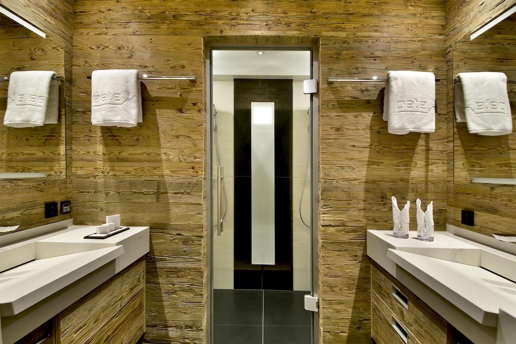 Pete Alpine Boutique Hotel - Klein Und Fein - Private Spa Suiten Und Zimmer Sankt Anton am Arlberg Ruang foto